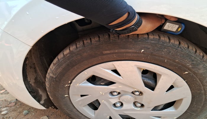 2024 Hyundai GRAND I10 NIOS MAGNA 1.2 KAPPA VTVT, Petrol, Manual, 5,810 km, tyre