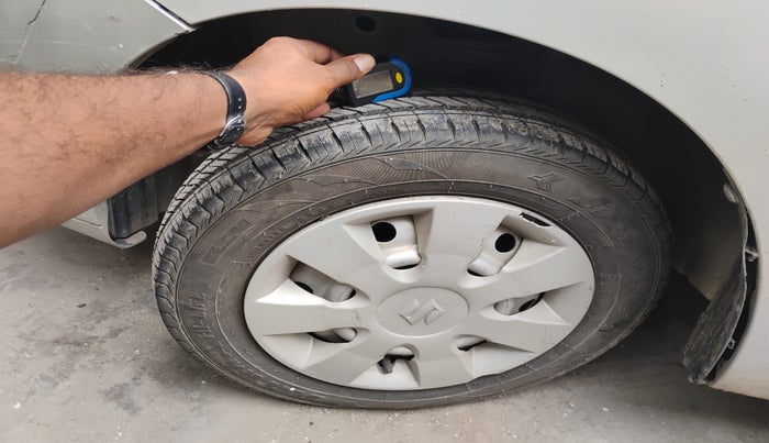 2011 Maruti Wagon R 1.0 LXI, Petrol, Manual, 34,200 km, tyre