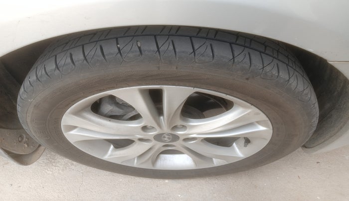 2014 Hyundai Sonata 2.4 GDI MT, Petrol, Manual, 88,637 km, tyre