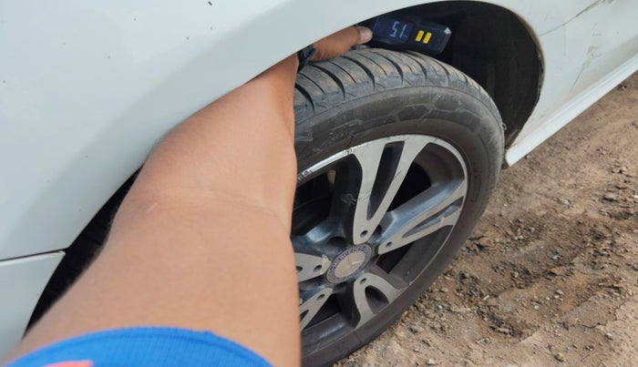 2015 Mercedes Benz A Class A200 CDI SPORT, Diesel, Automatic, 1,05,295 km, tyre