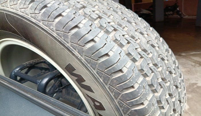 2022 Mahindra Thar LX D 4*4 MT HT, Diesel, Manual, 44,691 km, tyre