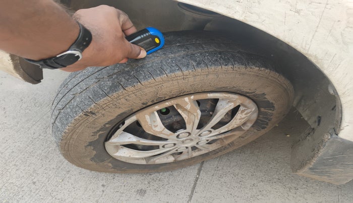 2012 Maruti Alto 800 LXI, Petrol, Manual, 97,000 km, tyre