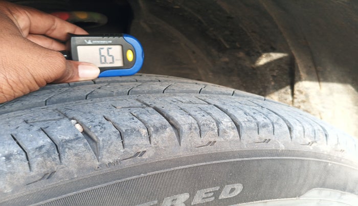 2024 Tata Harrier FEARLESS PLUS DARK EDITION, Diesel, Manual, 10,513 km, tyre