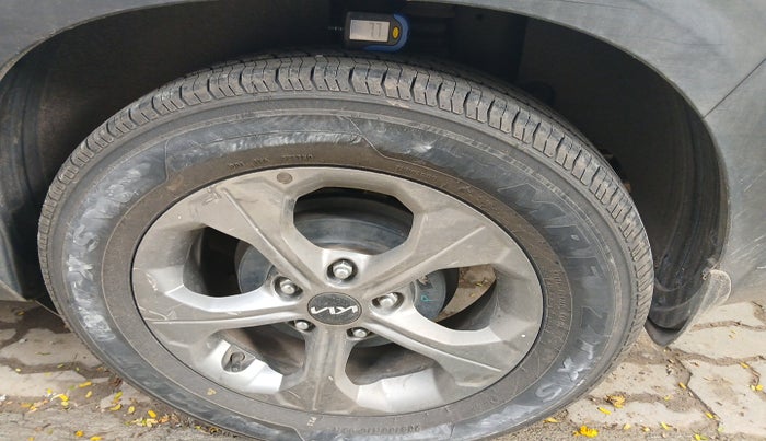 2021 KIA SELTOS HTK PLUS 1.5 IMT, Petrol, Manual, 25,101 km, tyre