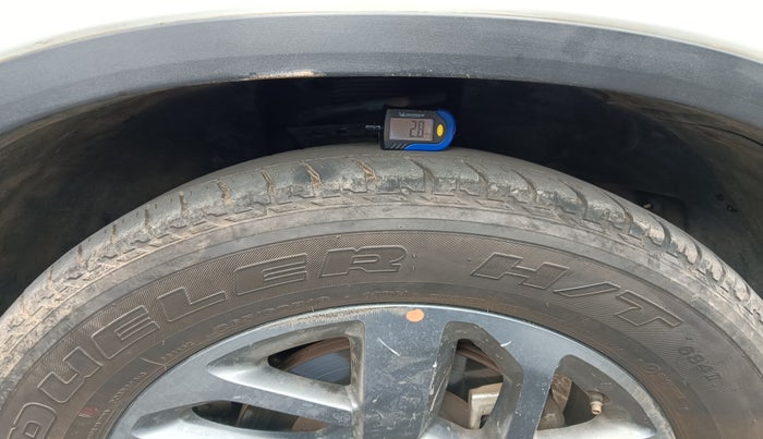 2022 Tata Safari XT PLUS, Diesel, Manual, 1,05,164 km, tyre