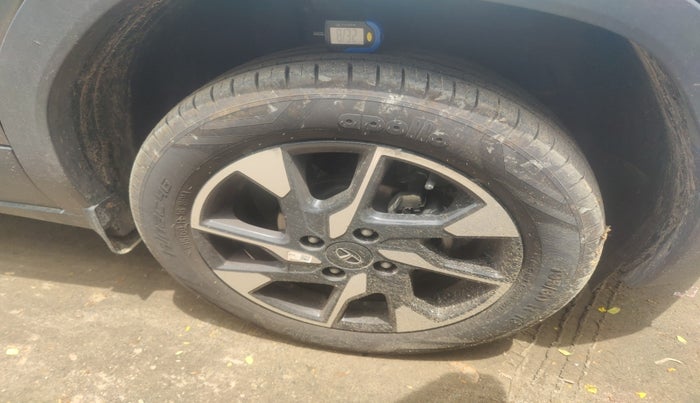 2023 Tata PUNCH CREATIVE  AMT, Petrol, Automatic, 7,305 km, tyre