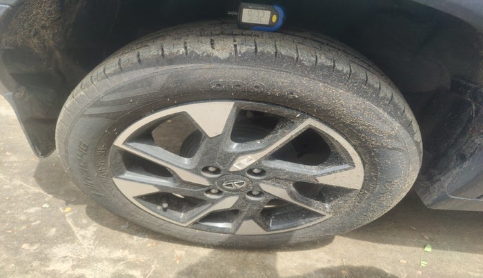 2023 Tata PUNCH CREATIVE  AMT, Petrol, Automatic, 7,305 km, tyre
