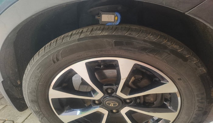 2021 Tata NEXON EV XZ PLUS LUX, Electric, Automatic, 38,001 km, tyre