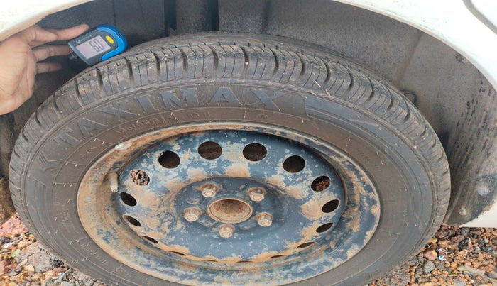 2014 Maruti Ertiga VXI, Petrol, Manual, 1,25,112 km, tyre