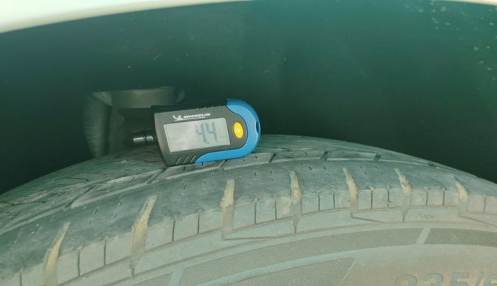 2013 Audi Q5 2.0 TDI QUATTRO, Diesel, Automatic, 79,435 km, tyre