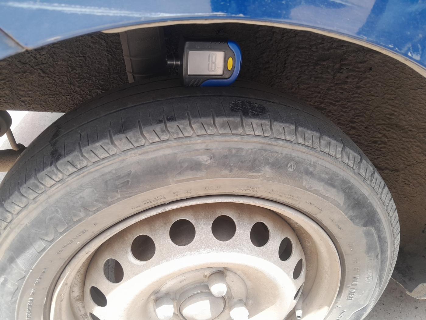 2018 Datsun Go A, Petrol, Manual, 1,71,583 km, tyre