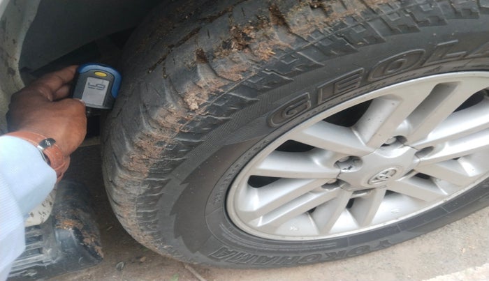 2014 Toyota Fortuner 3.0 4X2 MT, Diesel, Manual, 1,24,137 km, tyre