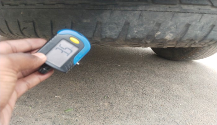 2014 Toyota Fortuner 3.0 4X2 MT, Diesel, Manual, 1,24,137 km, tyre