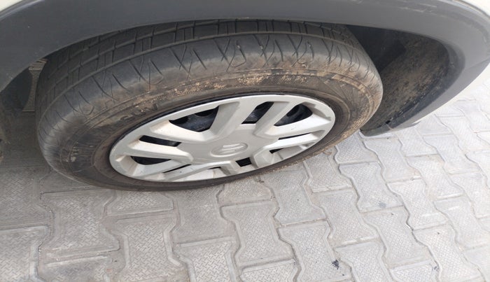 2018 Maruti Vitara Brezza VDI, Diesel, Manual, 78,835 km, tyre