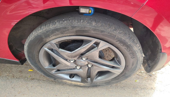 2021 Hyundai NEW I20 SPORTZ 1.0T GDI IMT, Petrol, Manual, 24,413 km, tyre