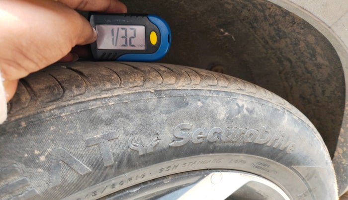 2019 Hyundai VENUE SX PLUS 1.0 TURBO DCT, Petrol, Automatic, 51,858 km, tyre