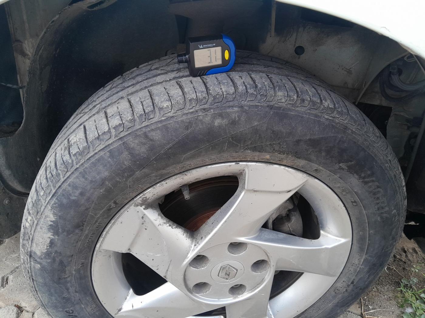 2013 Renault Duster 110 PS RXZ DIESEL, Diesel, Manual, 1,25,012 km, tyre