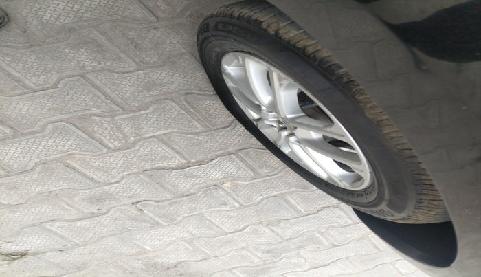 2024 Maruti Swift ZXI CNG, Petrol, Manual, 38,765 km, tyre