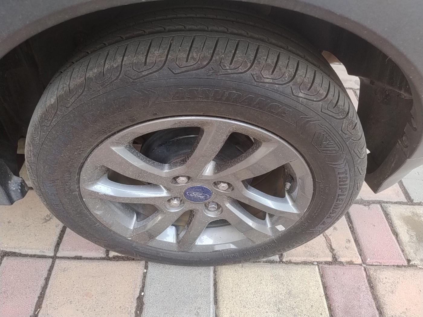 2019 Ford FREESTYLE TITANIUM PLUS 1.2 PETROL, Petrol, Manual, 35,844 km, tyre