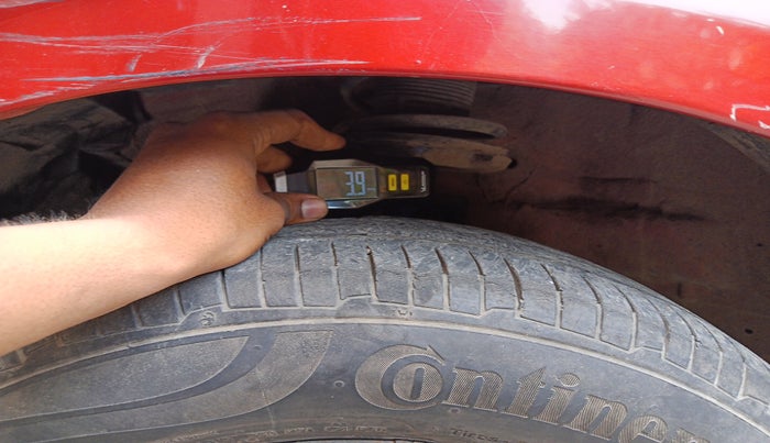 2013 Maruti Swift VXI, Petrol, Manual, 83,267 km, tyre