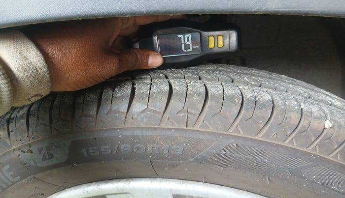 2016 Renault Kwid RXT 0.8, Petrol, Manual, 22,920 km, tyre