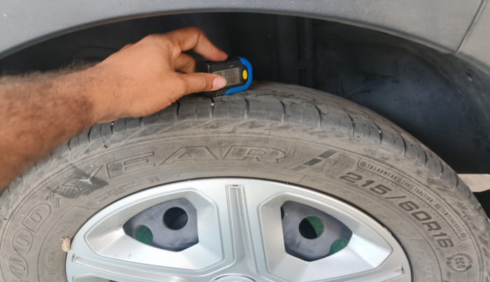 2021 Tata NEXON XMA PETROL, Petrol, Automatic, 35,809 km, tyre