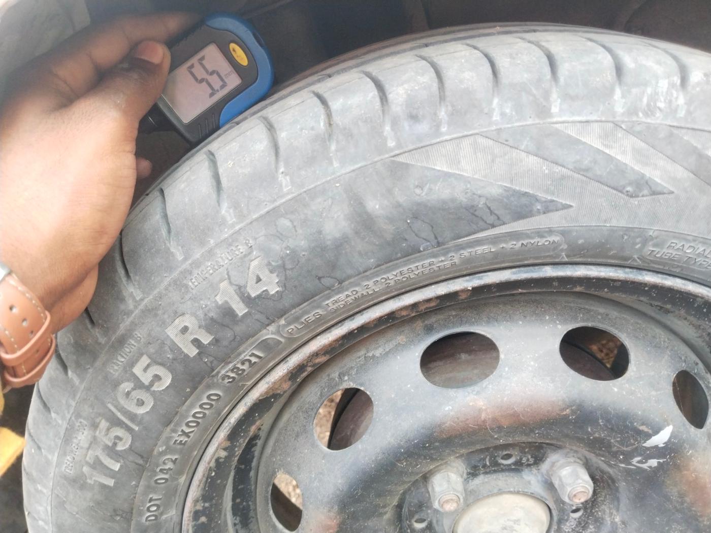 2019 Tata Tiago XT DIESEL, Diesel, Manual, 96,001 km, tyre