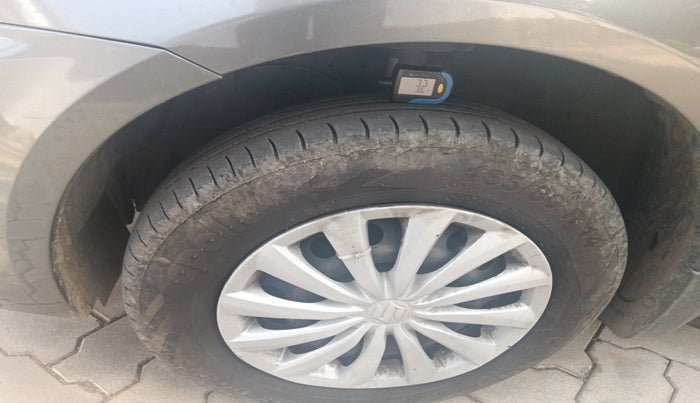 2015 Maruti Swift Dzire VDI ABS, Diesel, Manual, 1,66,742 km, tyre