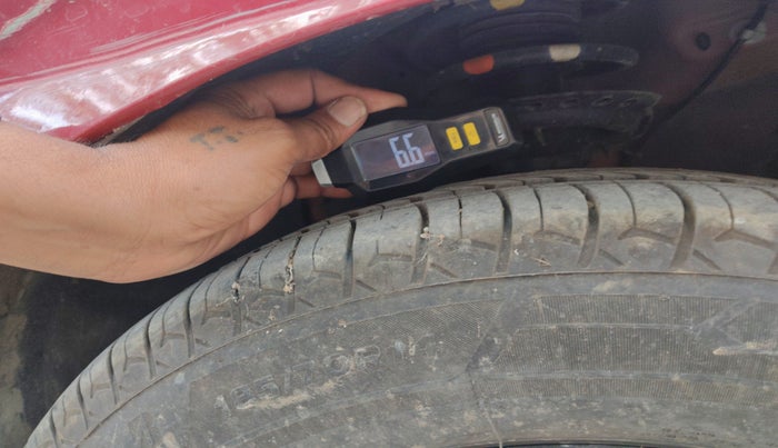 2016 Hyundai Elite i20 SPORTZ 1.2, Petrol, Manual, 66,731 km, tyre