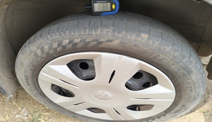 2018 Maruti Wagon R 1.0 VXI, Petrol, Manual, 1,18,988 km, tyre