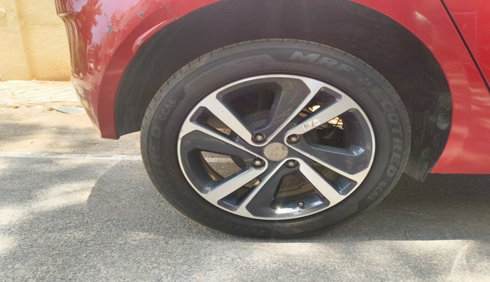 2023 Tata ALTROZ XZA PLUS, Petrol, Automatic, 7,606 km, tyre