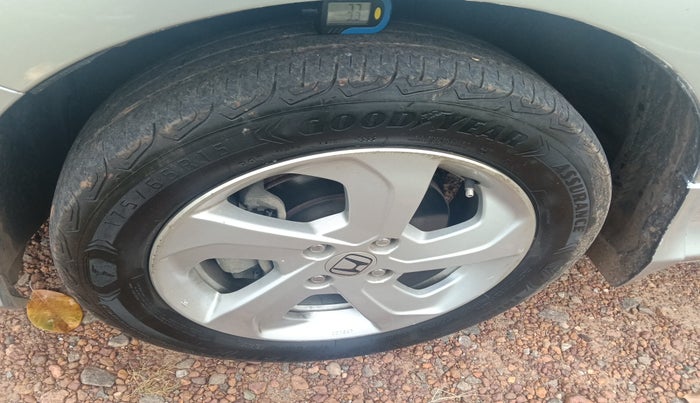 2016 Honda City 1.5L I-VTEC VX CVT, Petrol, Automatic, 43,146 km, tyre