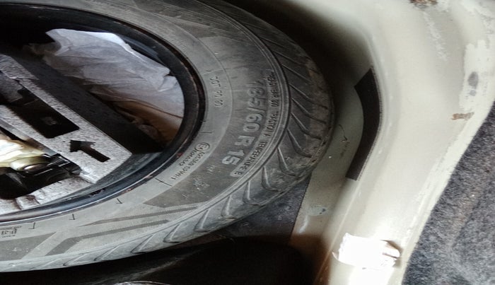 2012 Skoda Rapid ELEGANCE 1.6 TDI CR MT, Diesel, Manual, 93,683 km, tyre