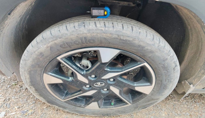 2023 Tata PUNCH ACCOMPLISHED DAZZLE PACK AMT, Petrol, Automatic, 37,345 km, tyre