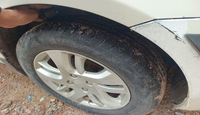 2012 Maruti Swift Dzire ZXI, Petrol, Manual, 92,897 km, tyre
