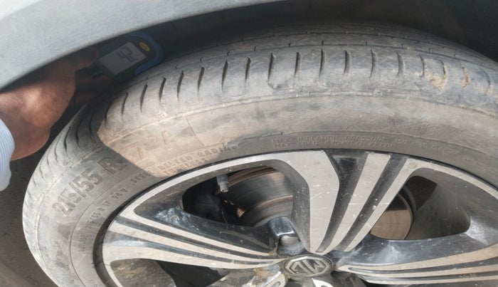 2022 MG ASTOR SHARP 1.5 MT, Petrol, Manual, 47,465 km, tyre