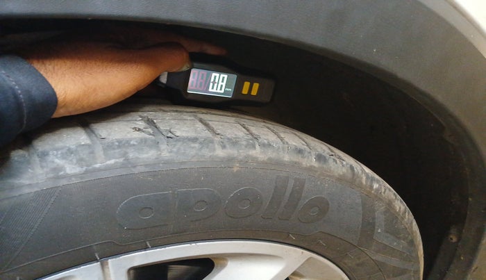 2022 Volkswagen TAIGUN HIGHLINE 1.0 TSI AT, Petrol, Automatic, 50,505 km, tyre