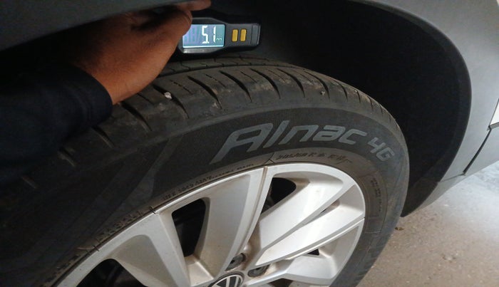 2022 Volkswagen TAIGUN HIGHLINE 1.0 TSI AT, Petrol, Automatic, 50,505 km, tyre