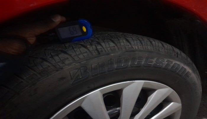2011 Maruti Swift VXI, Petrol, Manual, 47,773 km, tyre
