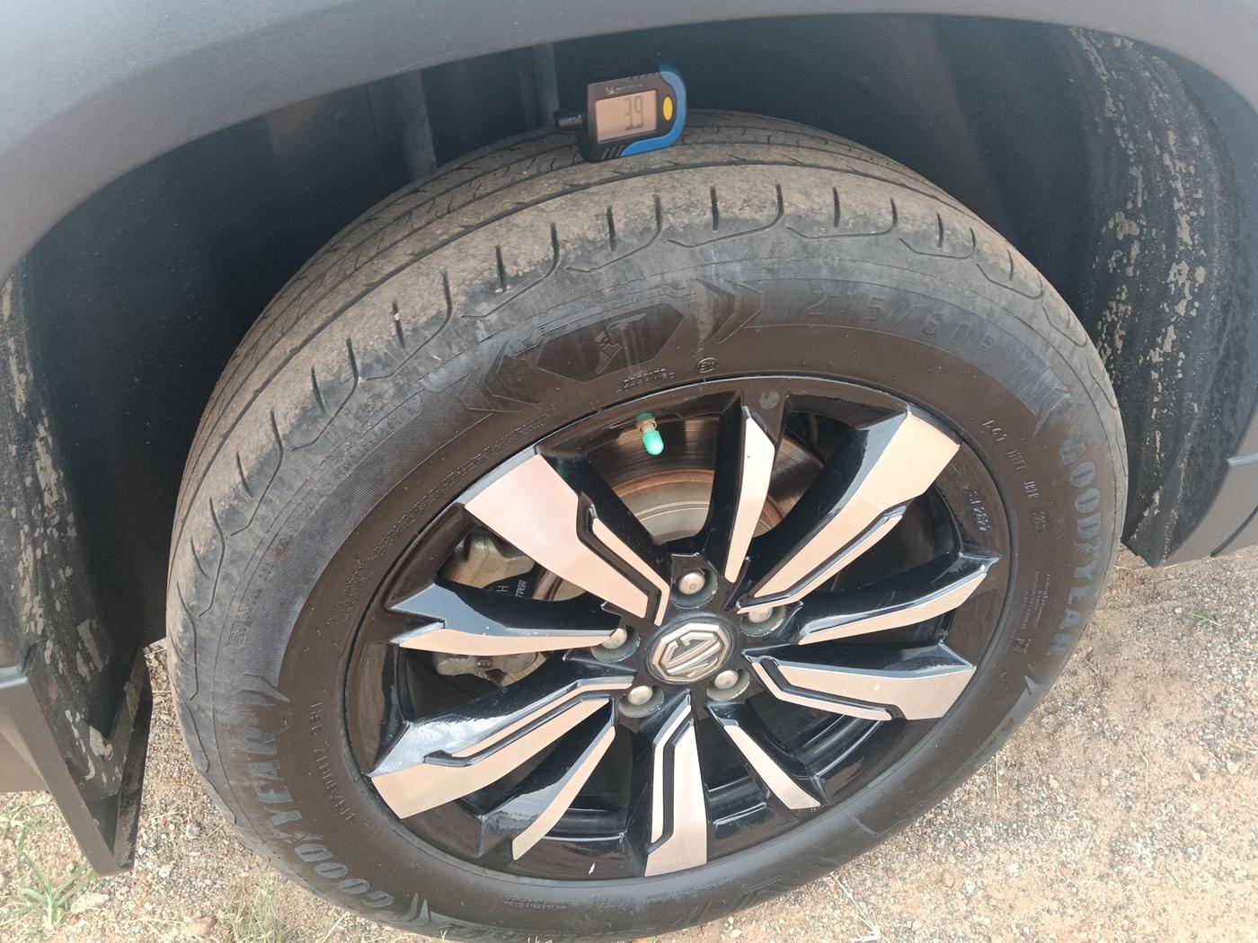 2019 MG HECTOR SHARP 1.5 DCT PETROL, Petrol, Automatic, 81,319 km, tyre