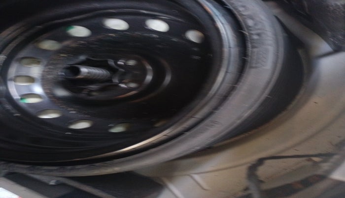 2012 Audi Q7 3.0 TDI QUATTRO, Diesel, Automatic, 1,40,617 km, tyre