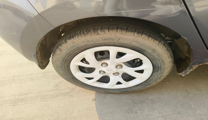 2017 Hyundai Grand i10 SPORTZ U2 1.2 CRDI, Diesel, Manual, 51,201 km, tyre