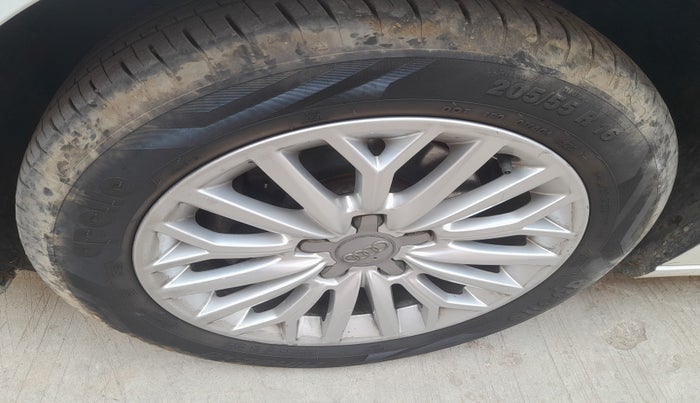 2015 Audi A3 35 TDI PREMIUM SUNROOF, Diesel, Automatic, 67,099 km, tyre