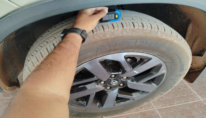 2022 Tata Harrier XZA PLUS 2.0L KAZIRANGA, Diesel, Automatic, 17,150 km, tyre