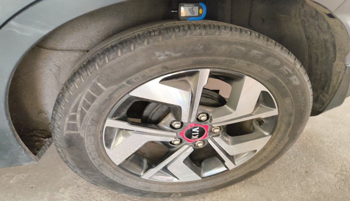2021 KIA SONET HTK PLUS 1.0 DCT, Petrol, Automatic, 29,427 km, tyre