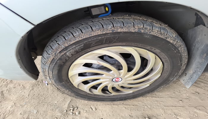 2018 Maruti Alto 800 VXI O, Petrol, Manual, 63,927 km, tyre