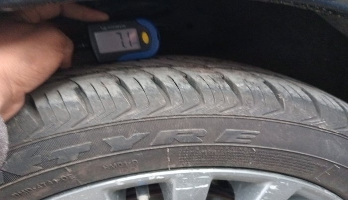 2015 Maruti Ciaz ZDI+ SHVS, Diesel, Manual, 1,10,483 km, tyre