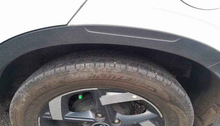 2019 Hyundai VENUE SX 1.0 TURBO, Petrol, Manual, 1,16,000 km, tyre