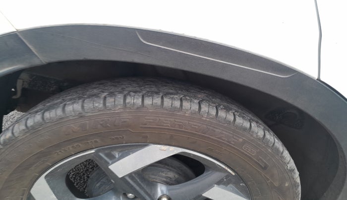 2019 Hyundai VENUE SX 1.0 TURBO, Petrol, Manual, 1,16,000 km, tyre