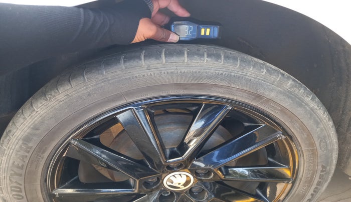 2020 Skoda Rapid STYLE AT TSI, Petrol, Automatic, 53,022 km, tyre